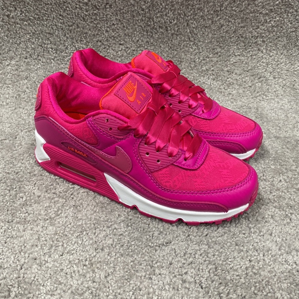 Nike Women's Size 6 Air Max 90  'Valentine's Day' 2022 Shoes Sneakers DQ7783-600